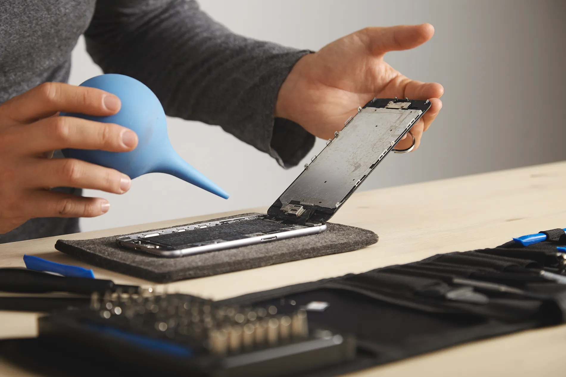 sirinevler-gsm-dis-ekran-degisini